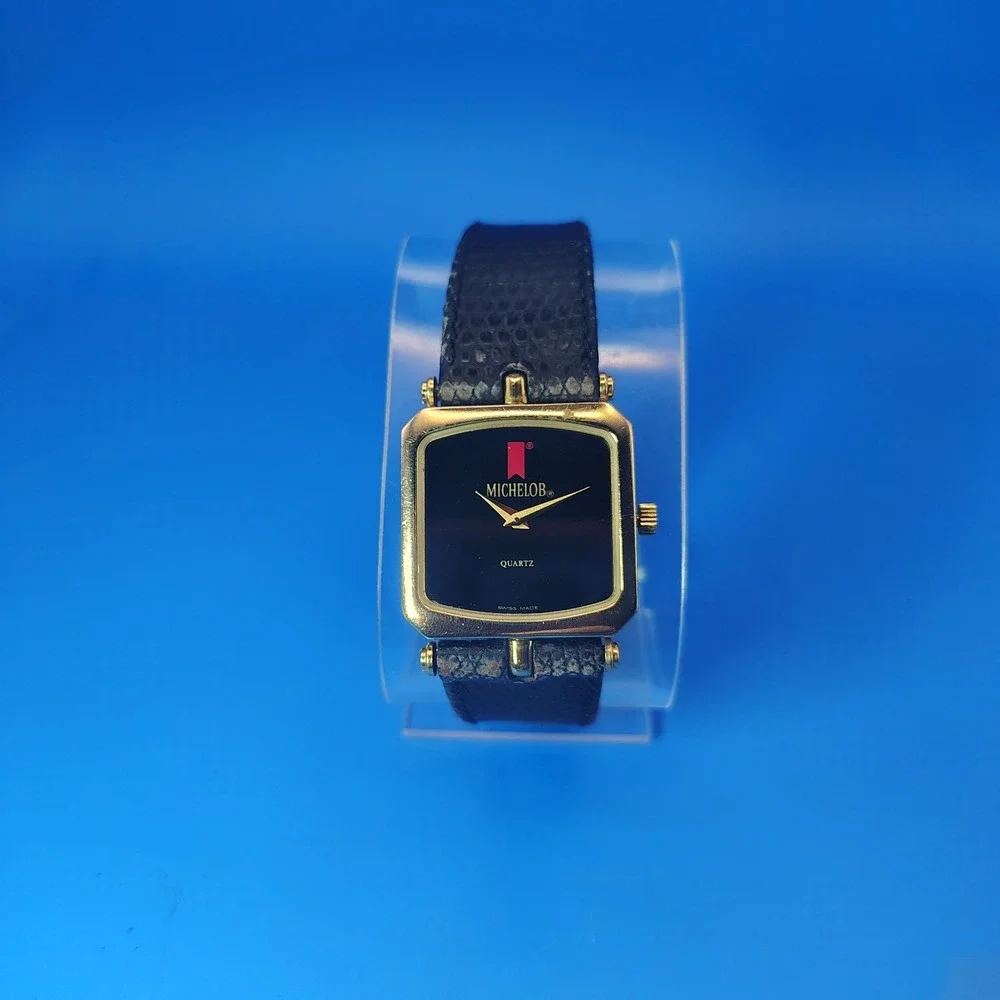 Rare Vintage 1988 GUCCI Michelob Anheuser Busch Swiss Mens Watch Lizard Skin